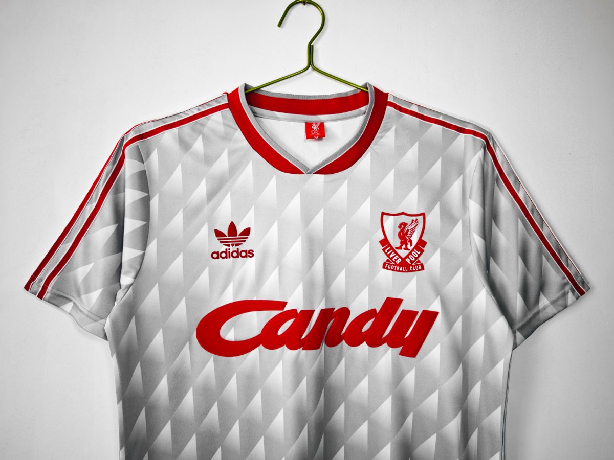 Liverpool 1989/1990 Away - 3