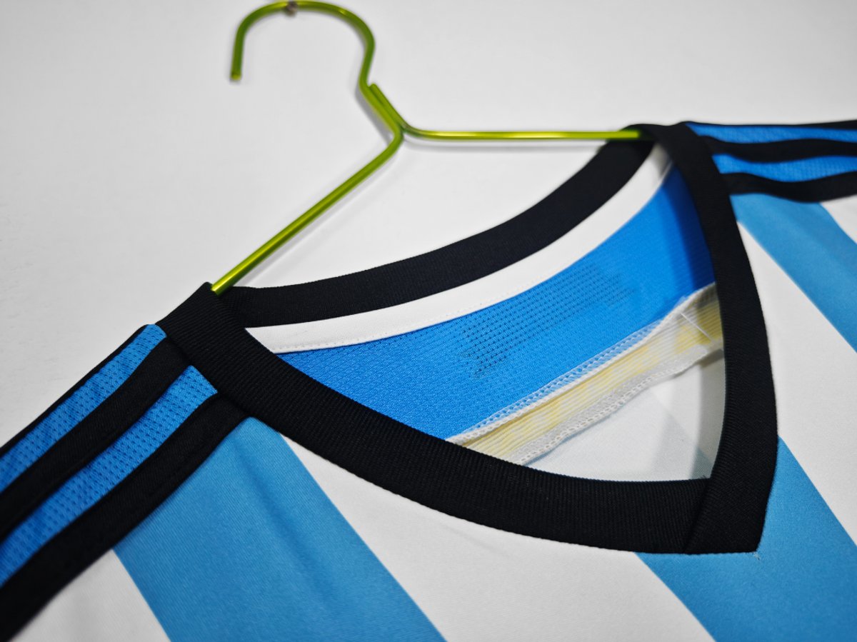 Argentina 2014 Home - 4