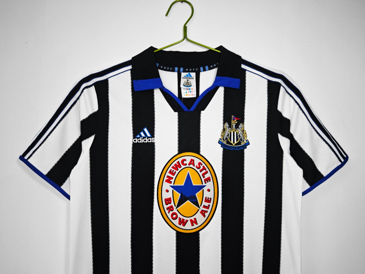 Newcastle 1999/2000 Home - 3