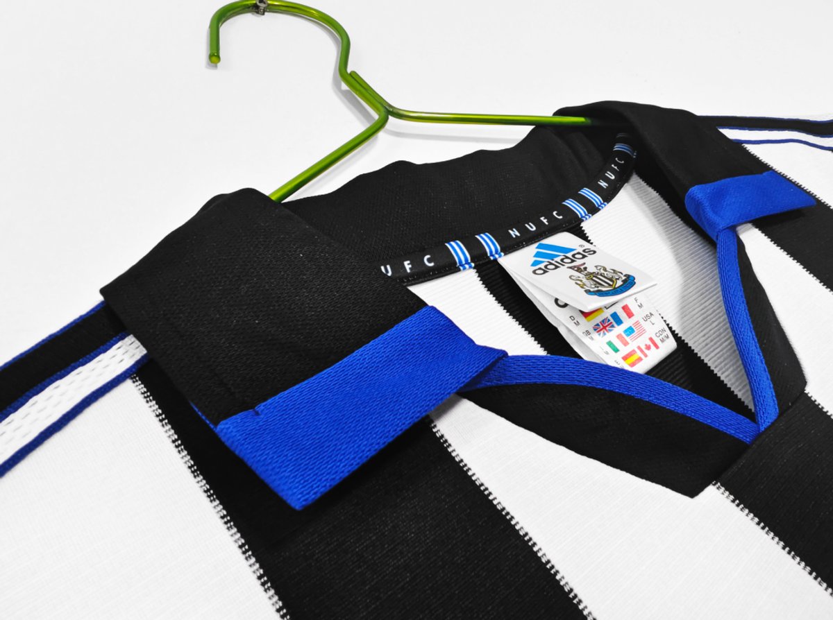 Newcastle 1999/2000 Home - 4