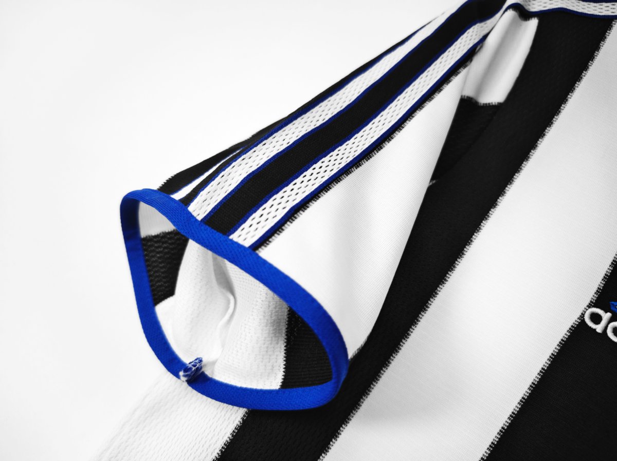 Newcastle 1999/2000 Home - 6