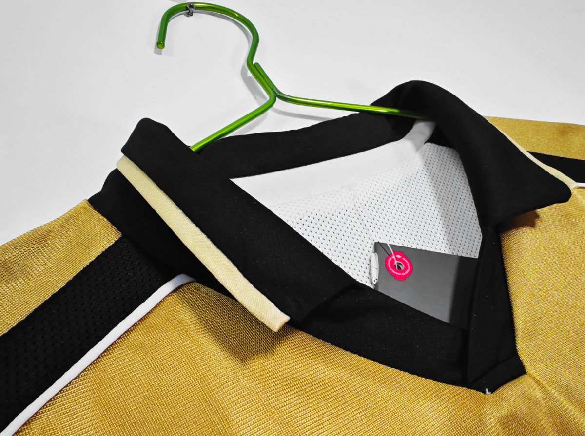 Manchester United 2001/2002 Away Reversible - 3