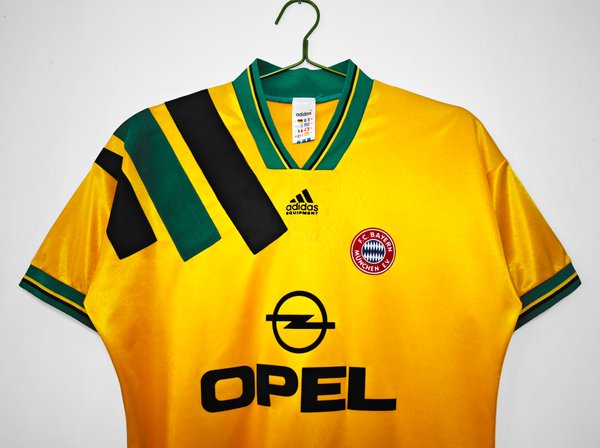 Bayern Munich 1993/1994 Away