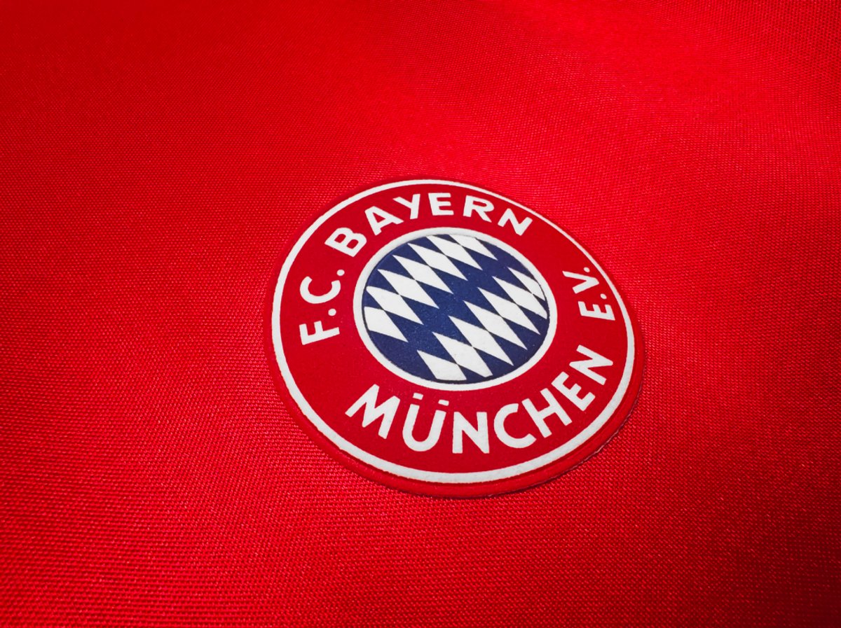 Bayern Munich 1993/1994 Home - 7