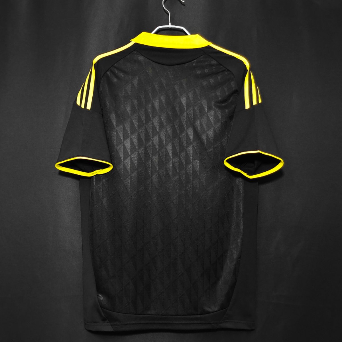 Liverpool 2010/2011 third - 2