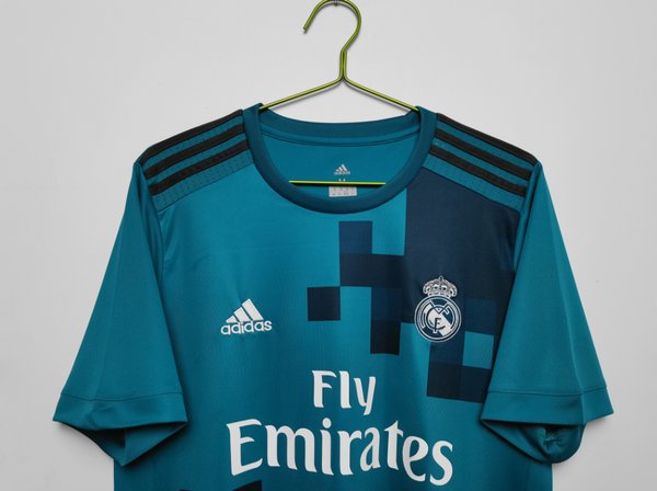 Real Madrid 2017/18 Third