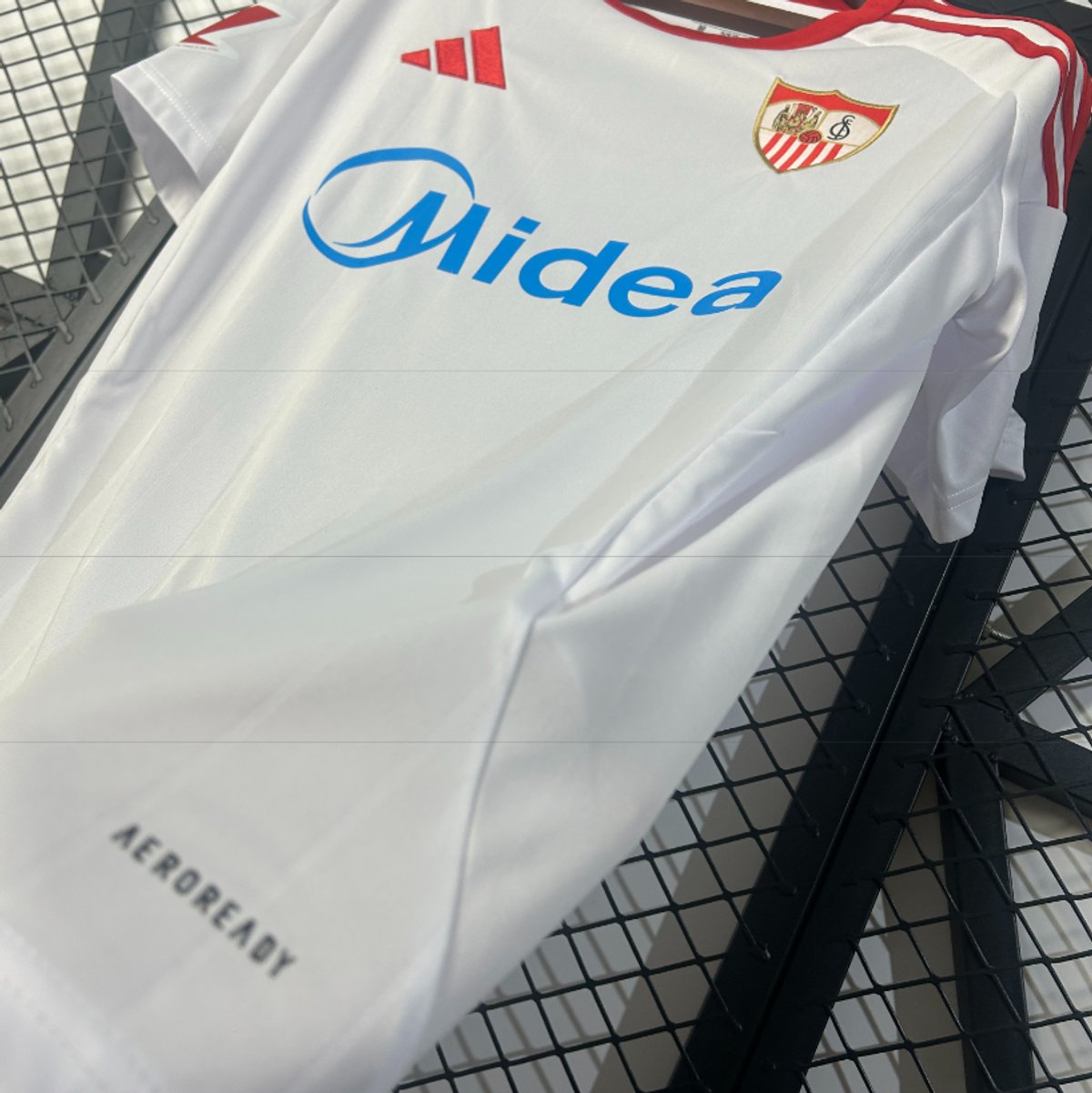 Sevilla 2025/2026 Home - 4