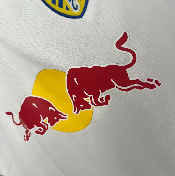 Leeds United 2025/2026 Home