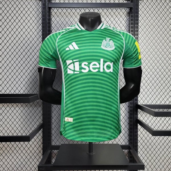 Newcastle 2025/2026 Away