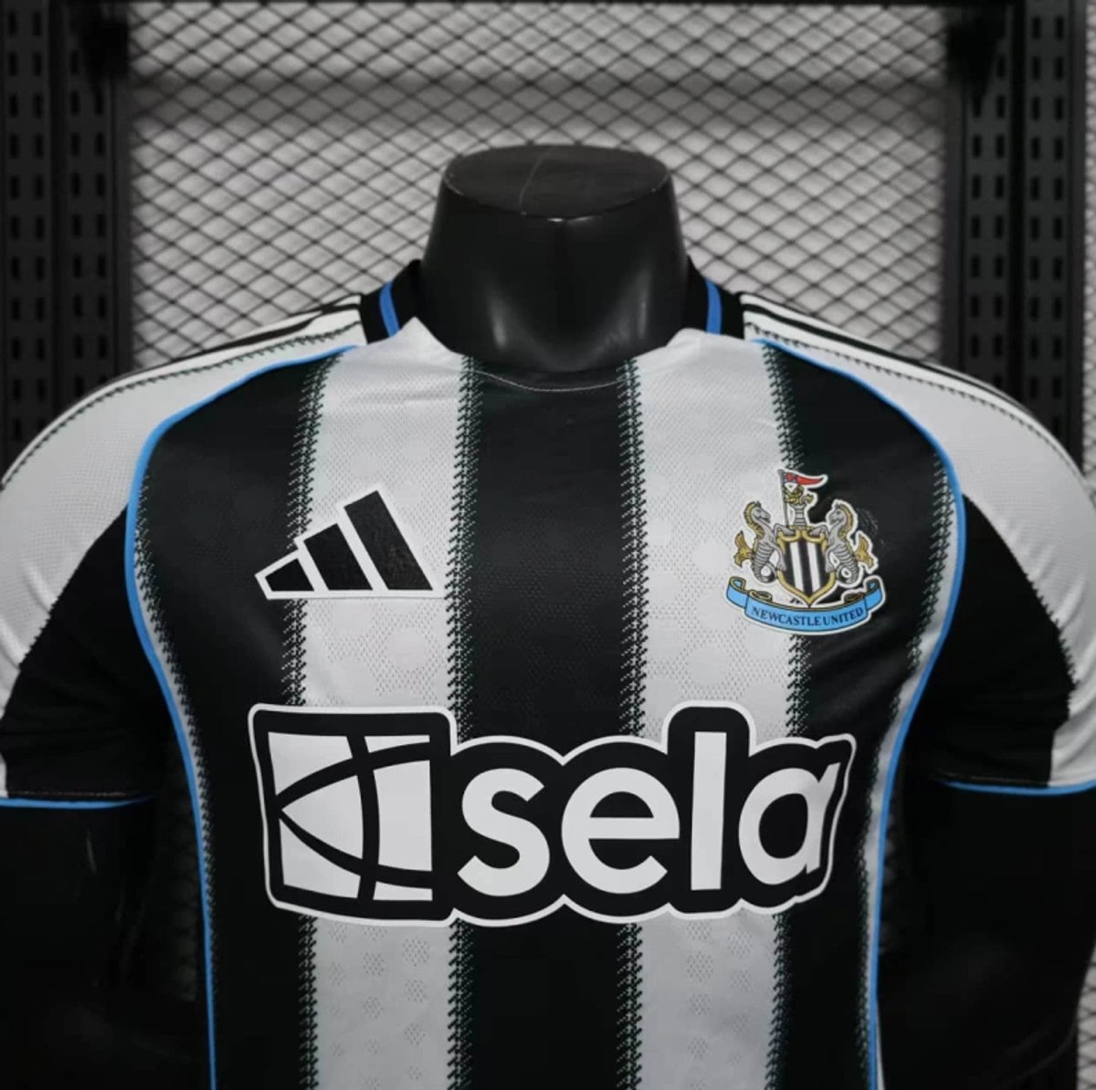 Newcastle 2025/2026 Home - 3