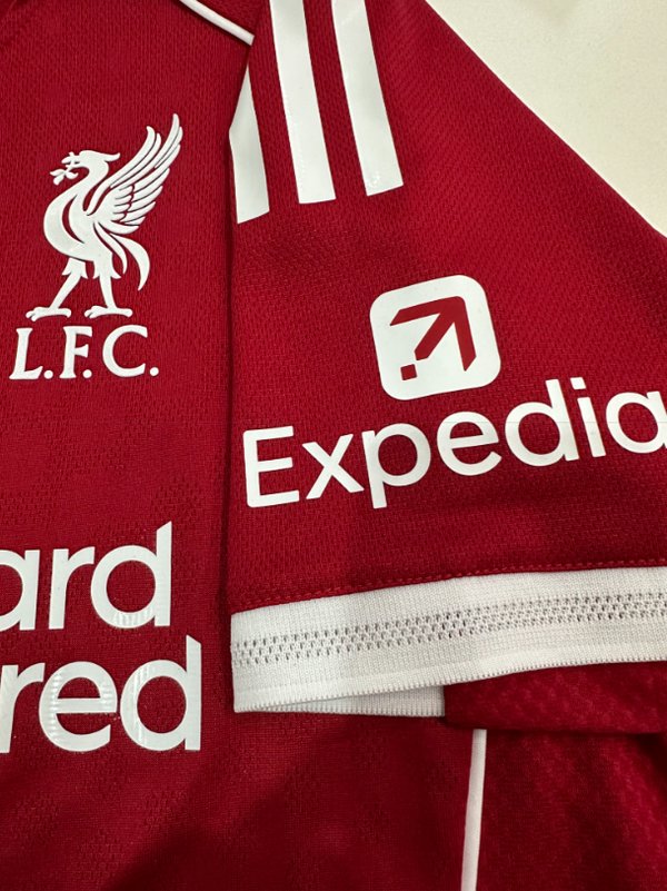 Liverpool 2025/2026 Home