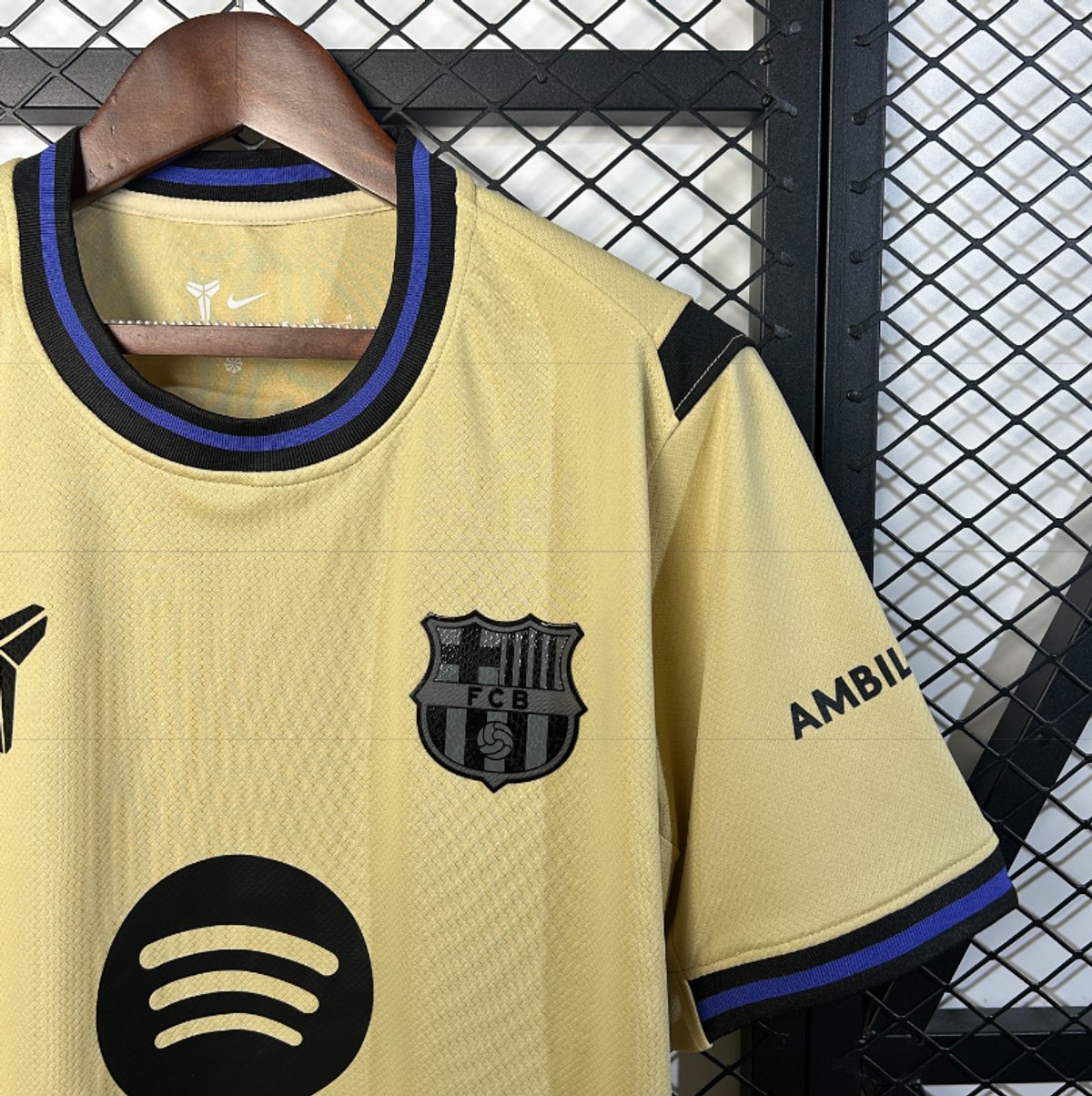 Barcelona 2025/2026 Away - 5