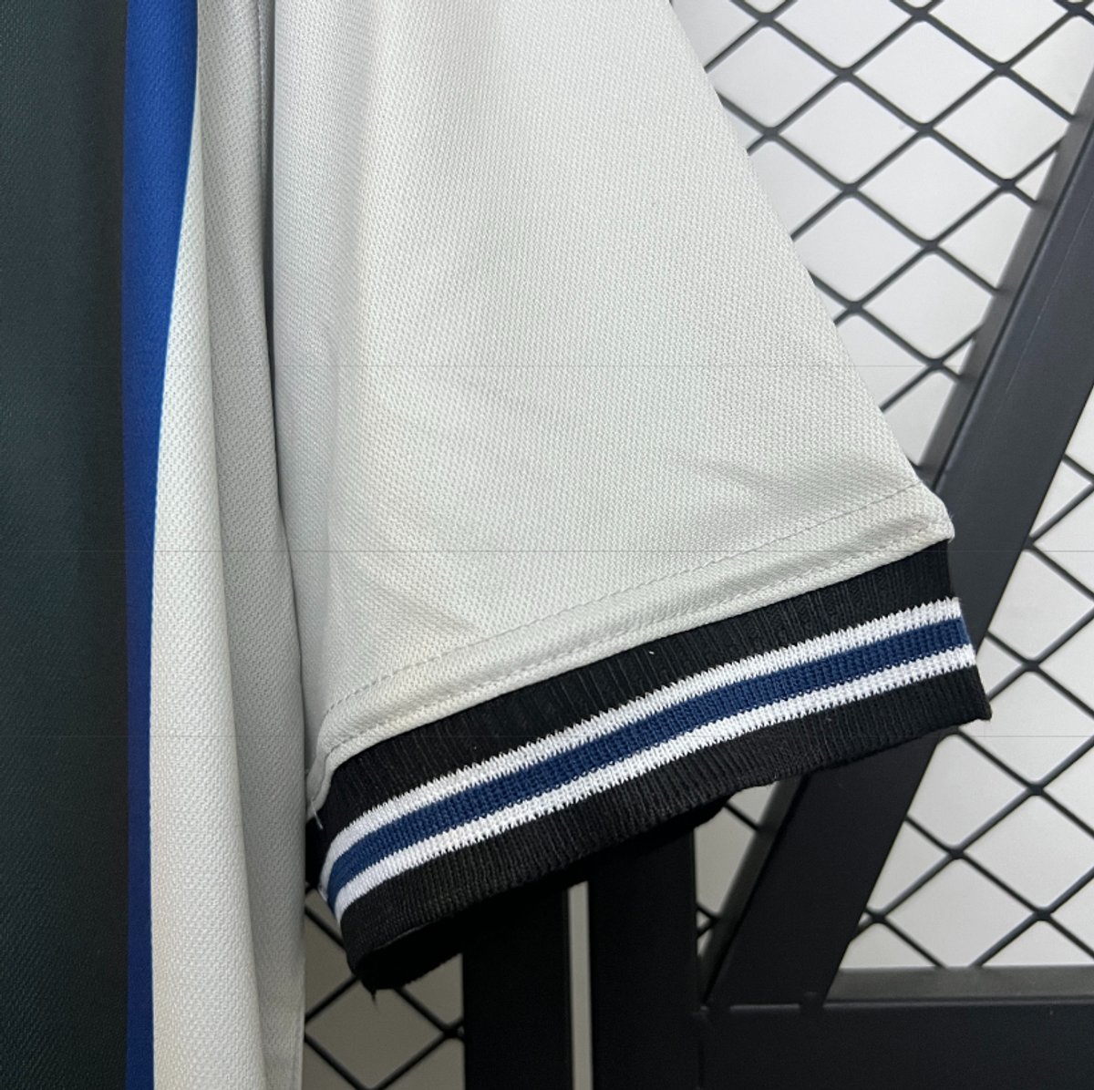 Real Sociedad 2000/2001 Away - 4