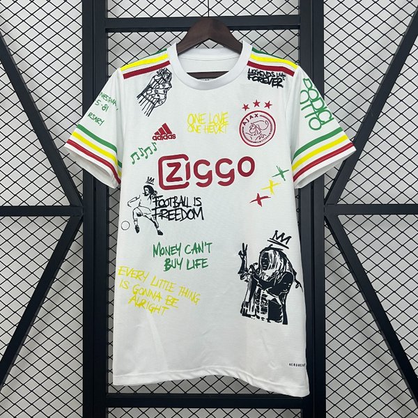 Ajax 2025/2026 Edición Especial