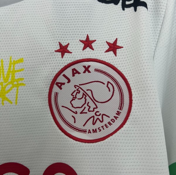 Ajax 2025/2026 Edición Especial