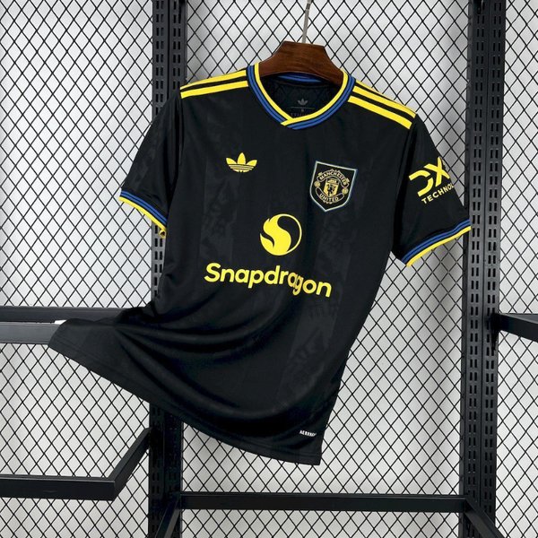 Manchester United 2025/2026 Third