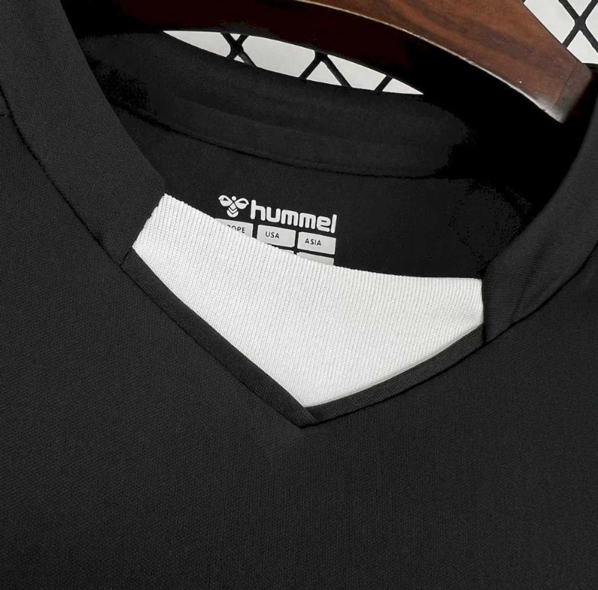 Magdeburg 2025/2026 Edición Black - 6