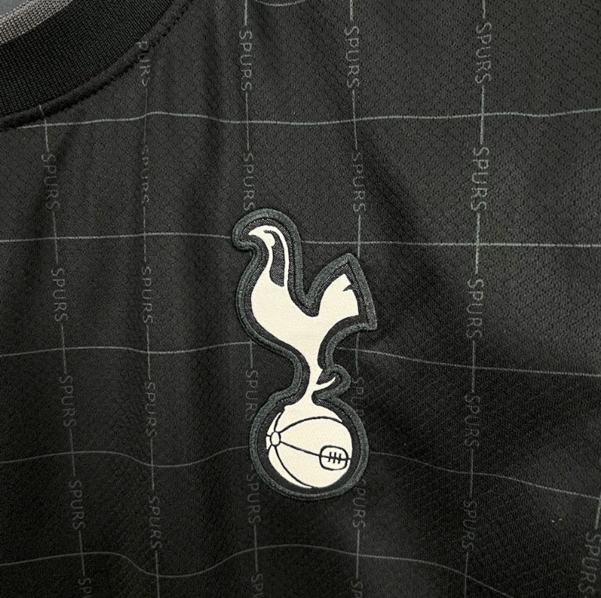 Tottenham 2025/2026 Away - 4