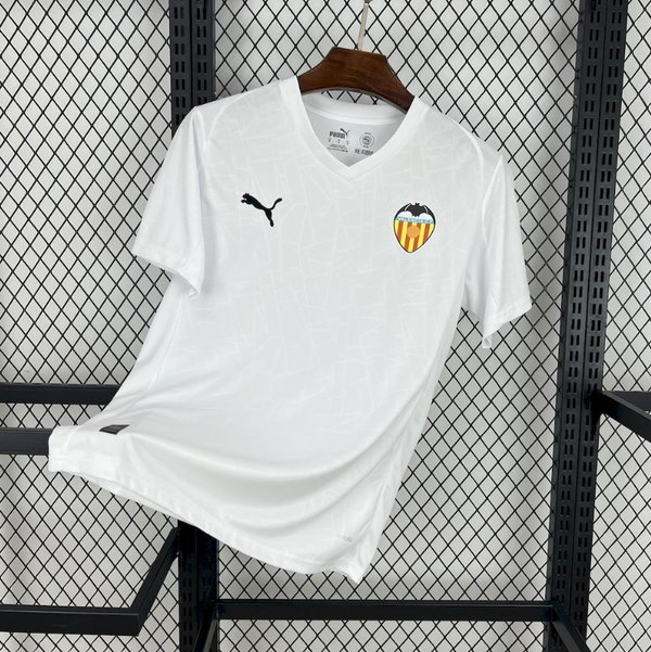 Valencia 2025/2026 Home