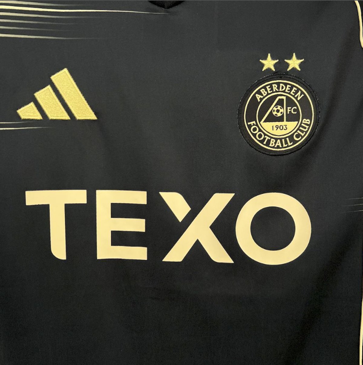 Aberdeen 2025-26 Away - 4