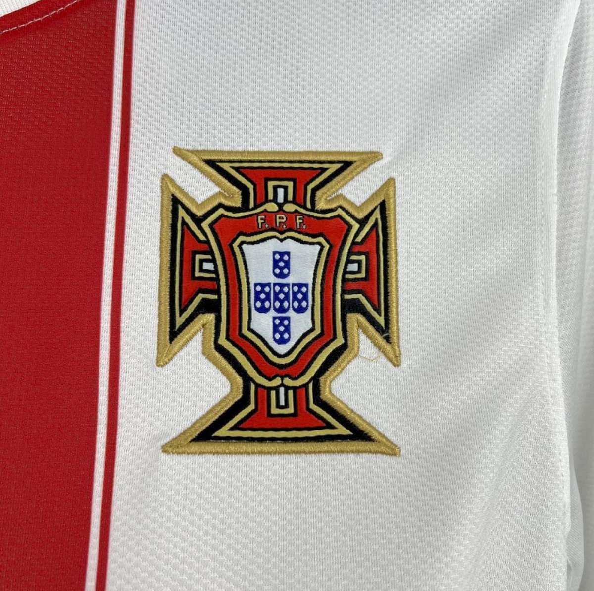 Portugal 2010 Away - 4