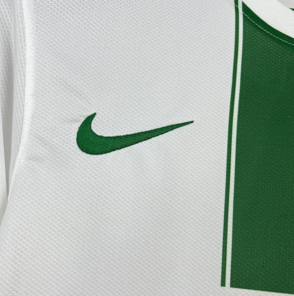 Portugal 2010 Away