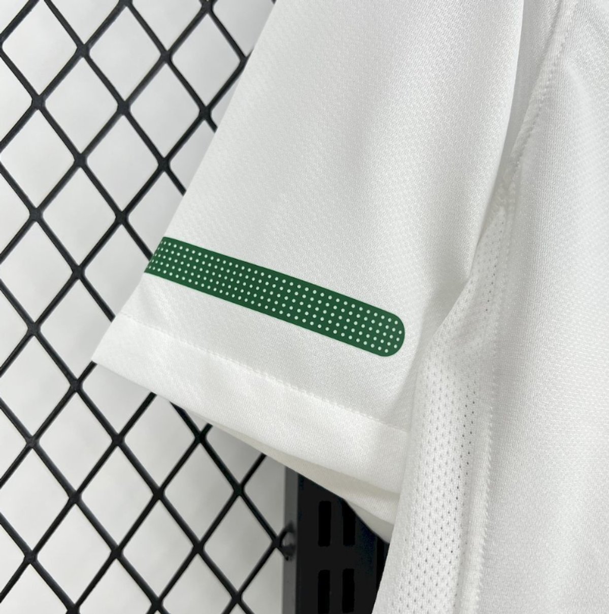 Portugal 2010 Away - 6