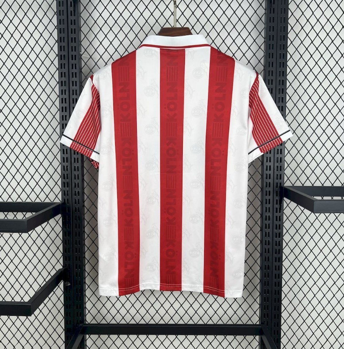 Koln 1995/1996 Home - 7