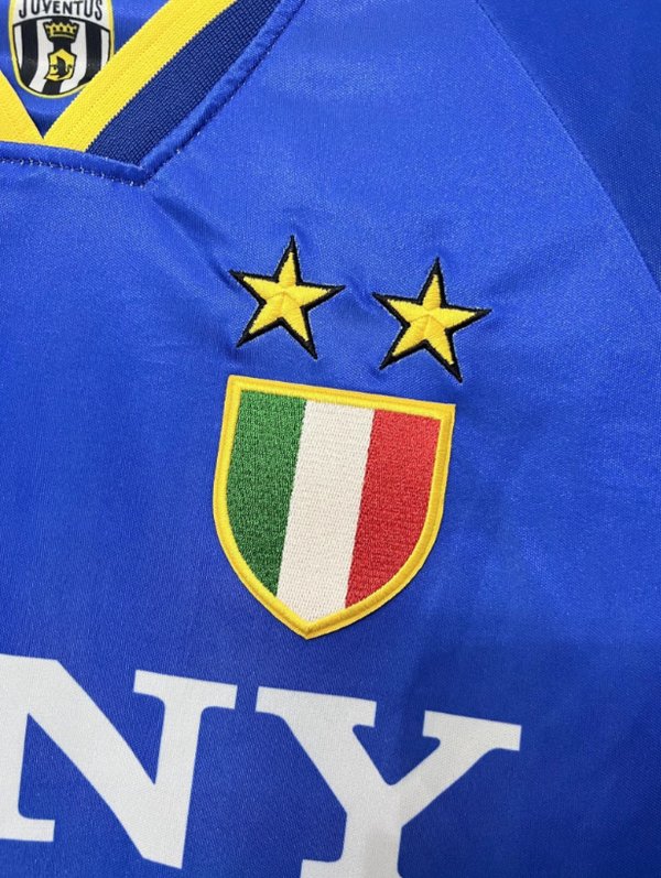 Juventus 1995/1996 Away