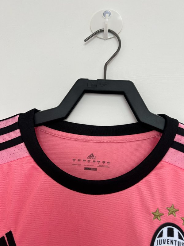 Juventus 2015/2016 Away