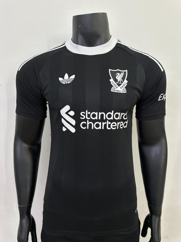 Liverpool 2025/2026 Arquero