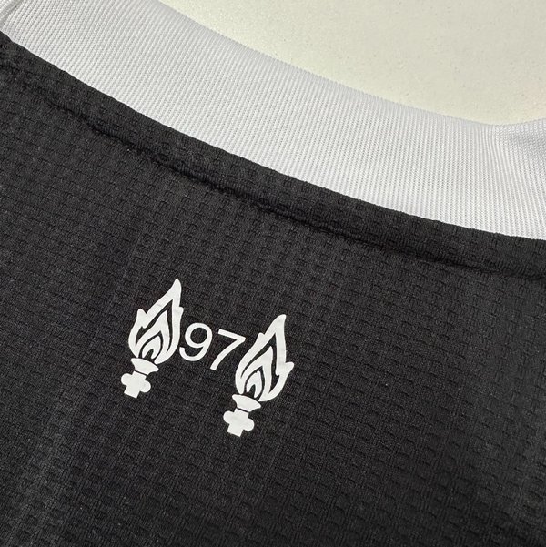 Liverpool 2025/2026 Arquero