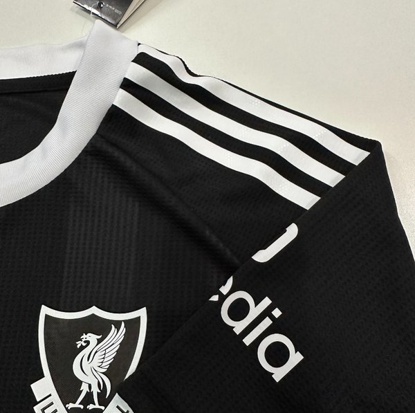 Liverpool 2025/2026 Arquero