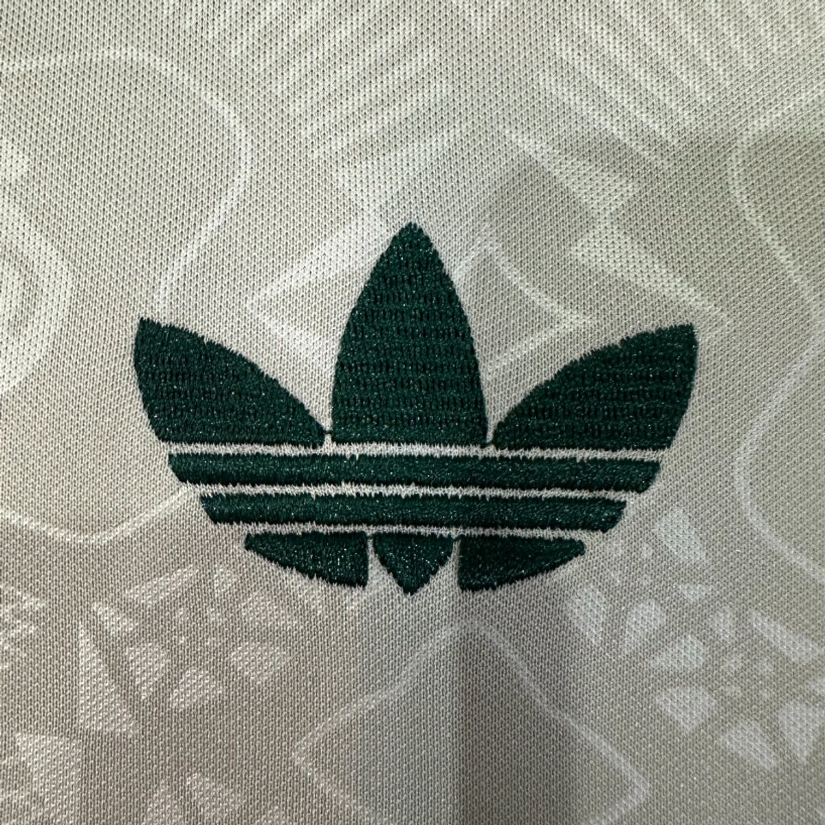 Bayern Munich 2025/2026 Oktoberfest - 3