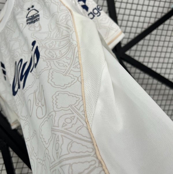 Nottingham Forest 2025/2026 Away