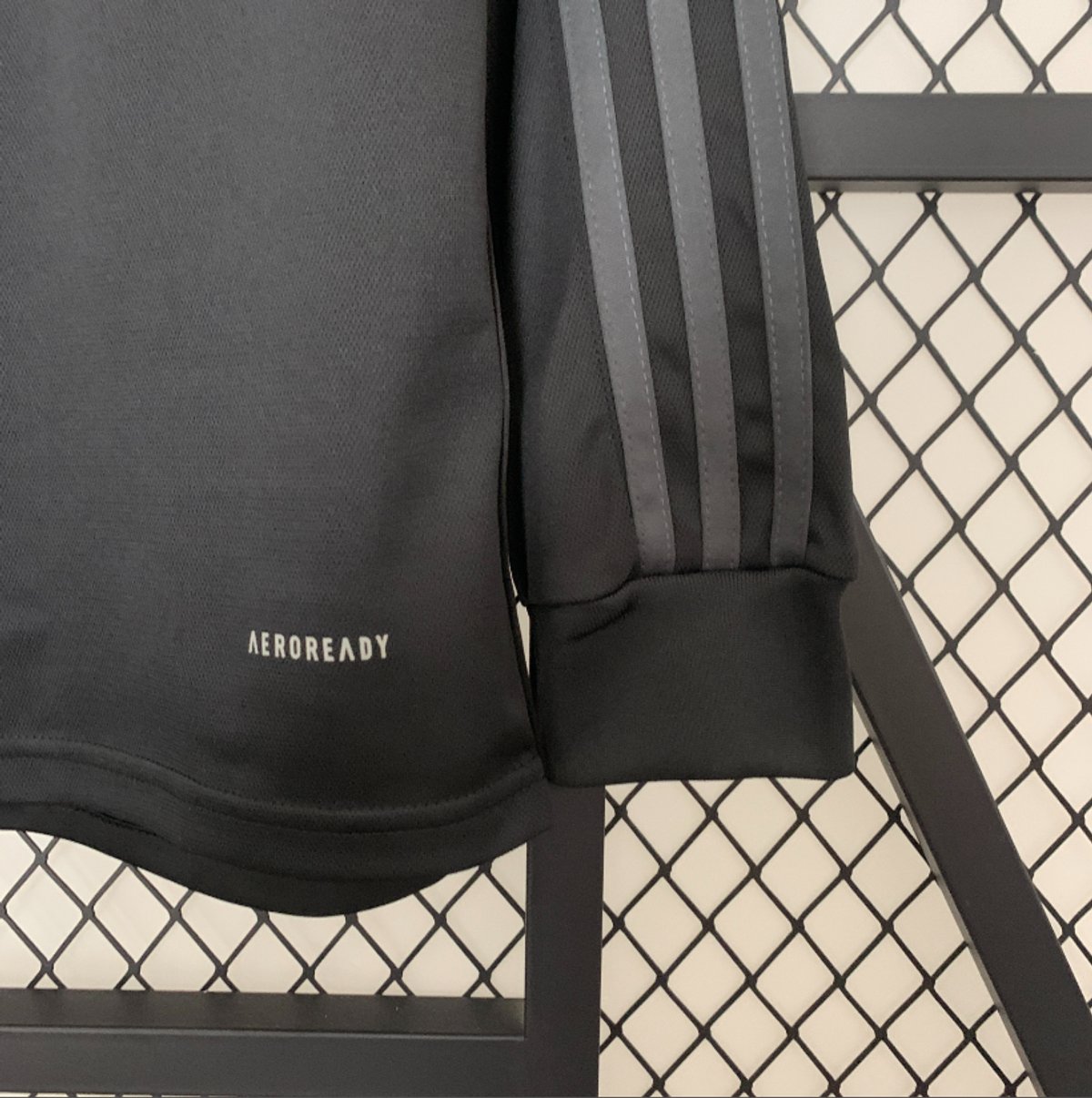 Real Madrid 2023/2024 third - 3