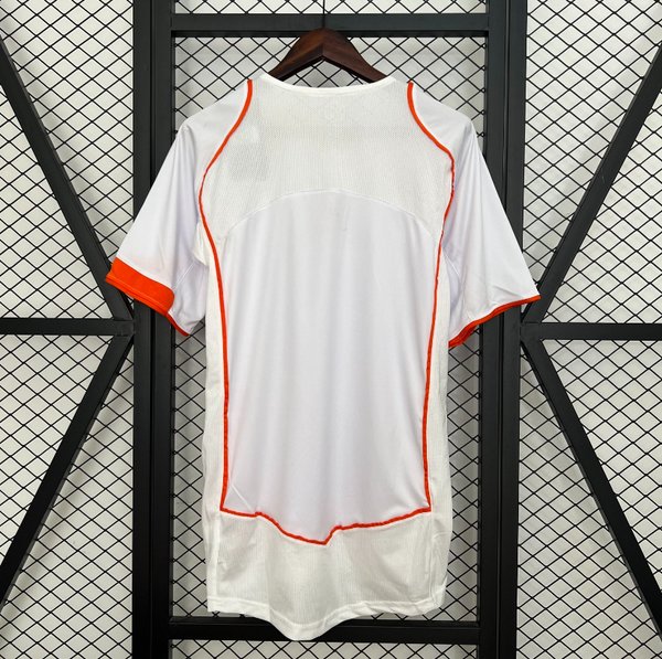 Paises Bajos 2004 Away