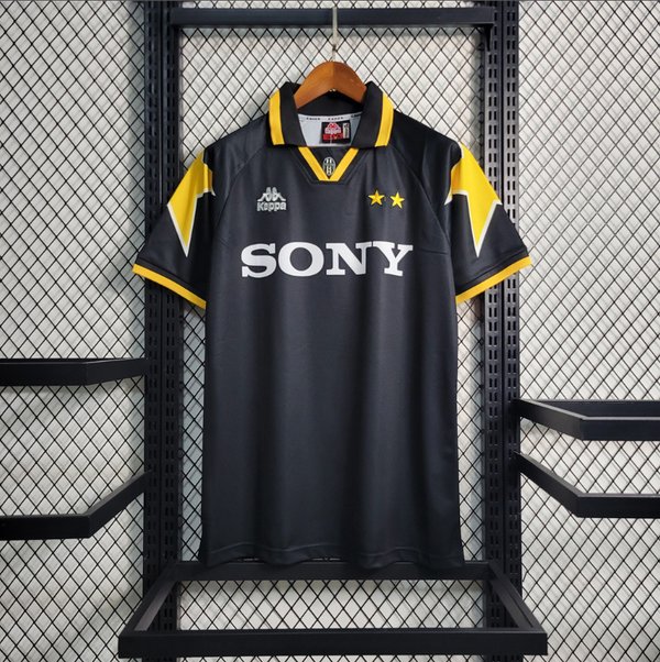 Juventus 1995/1996 Third