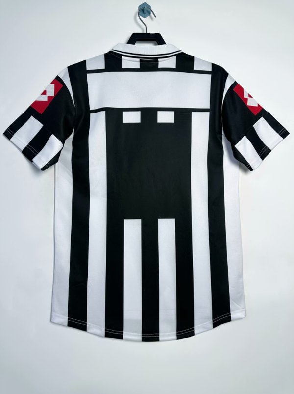 Juventus 2001/2002 Home