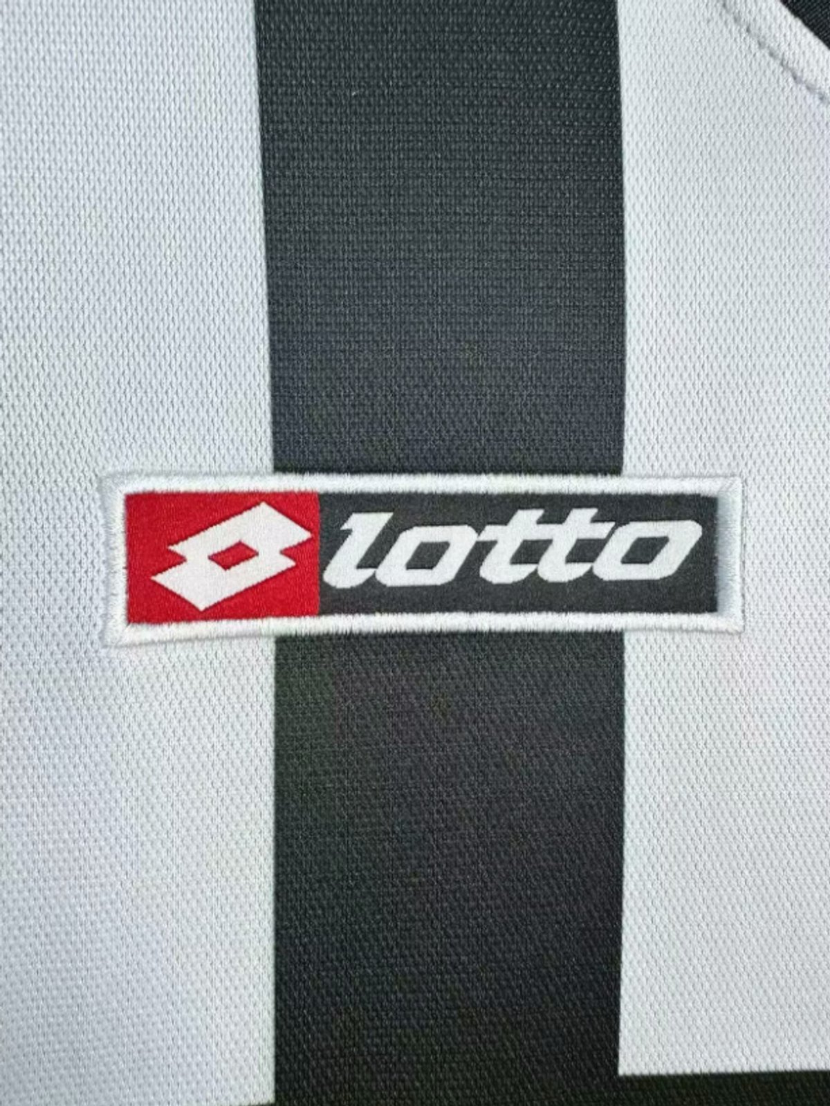 Juventus 2001/2002 Home - 5