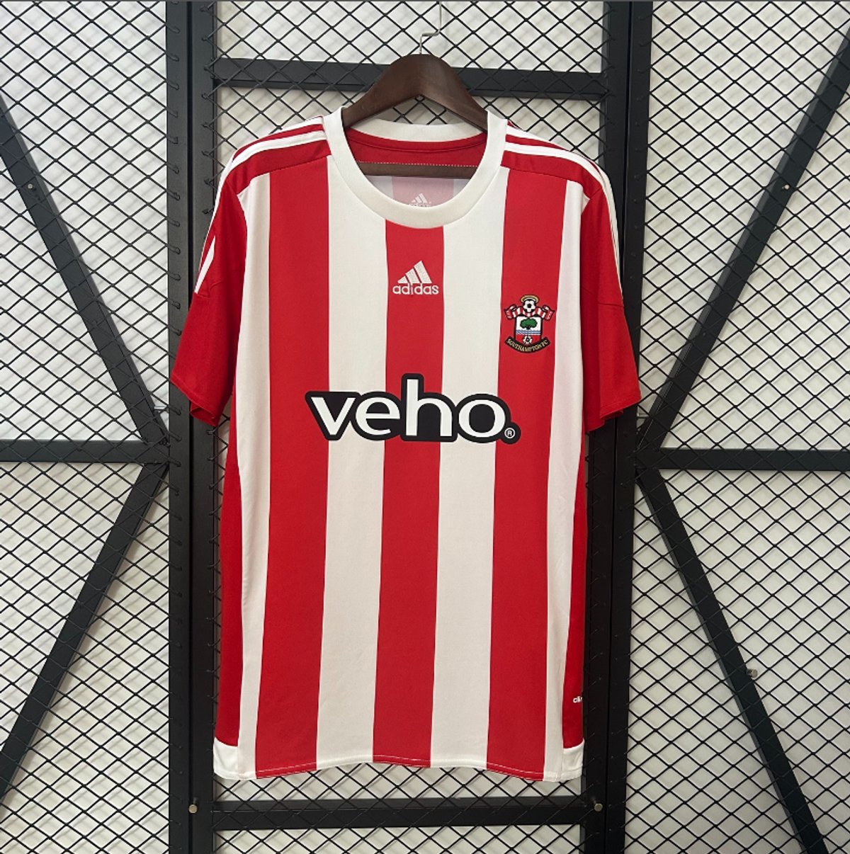 Southampton 2015/2016 Home