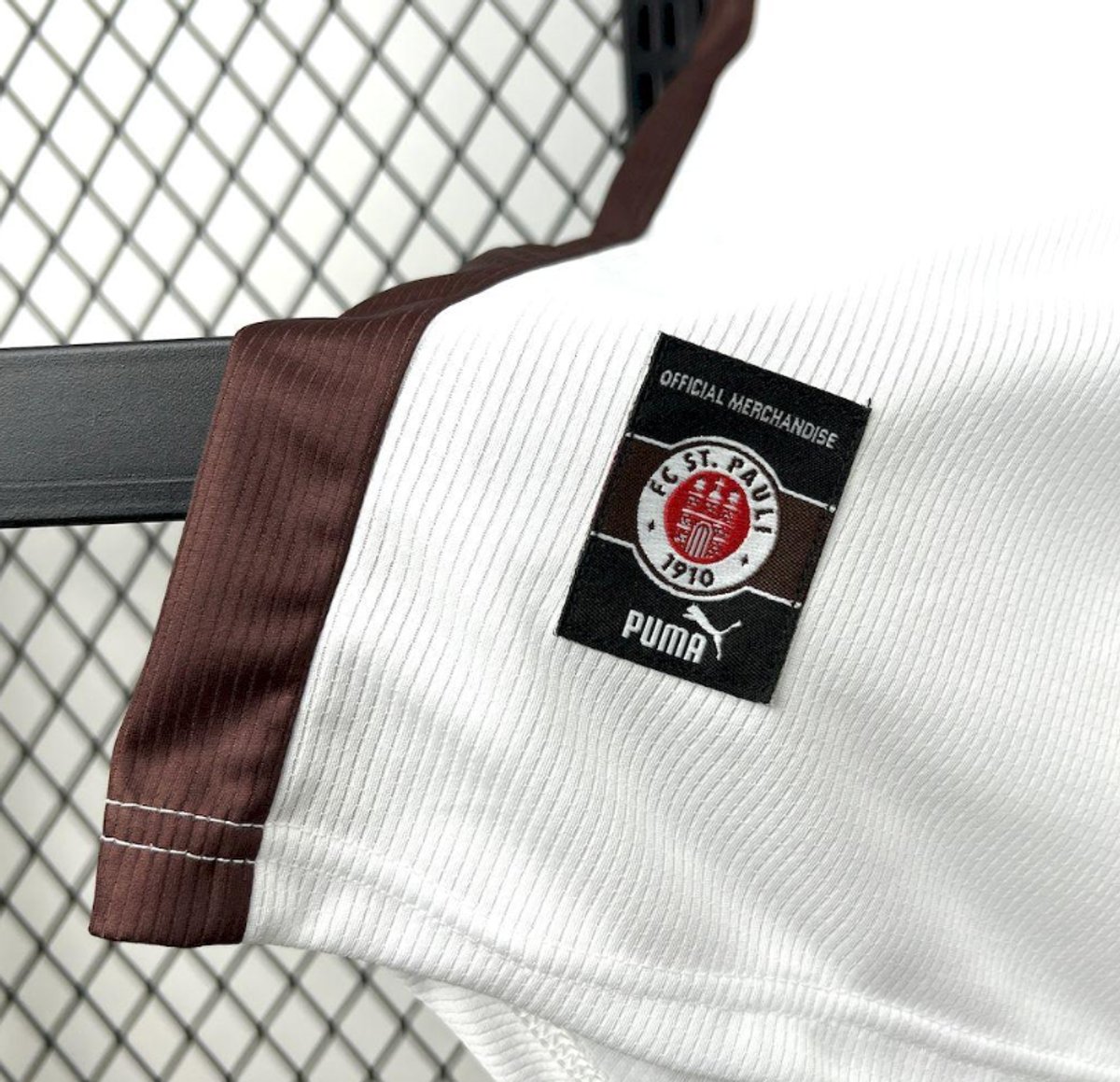St Pauli 1999/2000 Home - 7