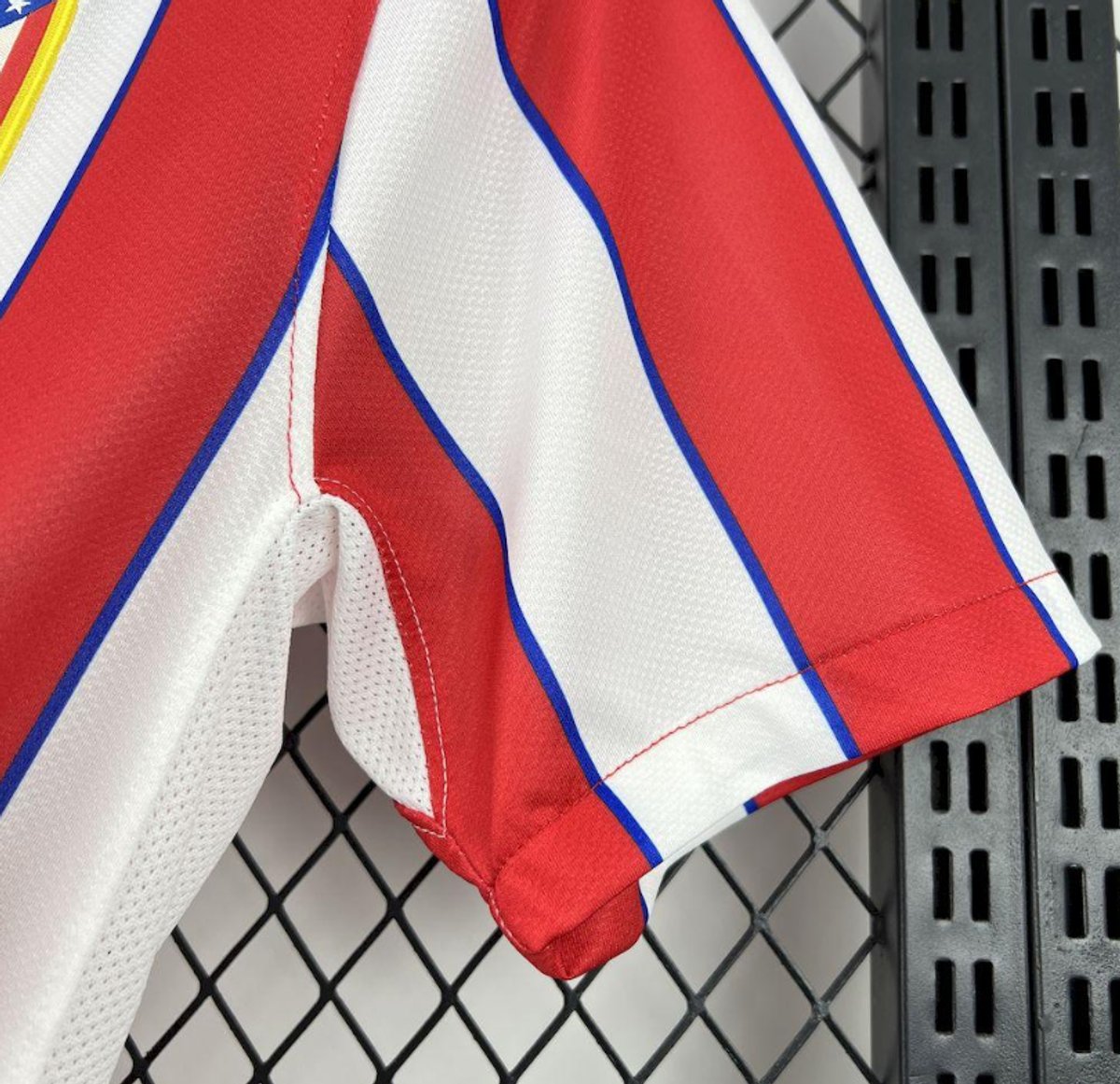 Atletico de Madrid 2011/2012 Home - 3