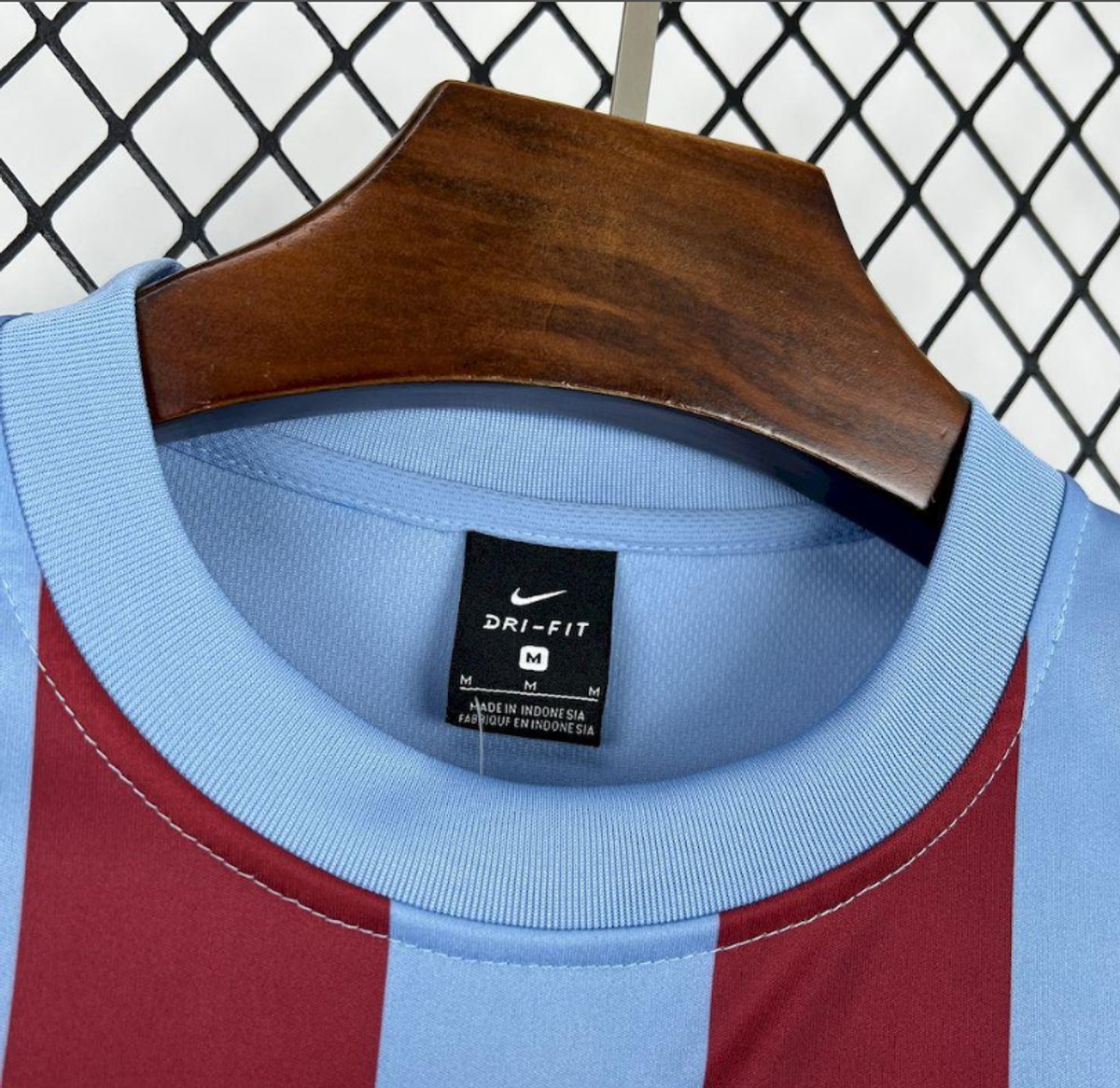 Trabzonspor 2011/2012 Home - 3