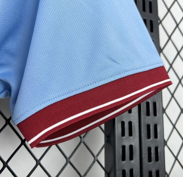 Aston Villa 2009/2010 Home