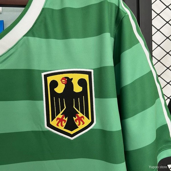 Alemania 1984 Away