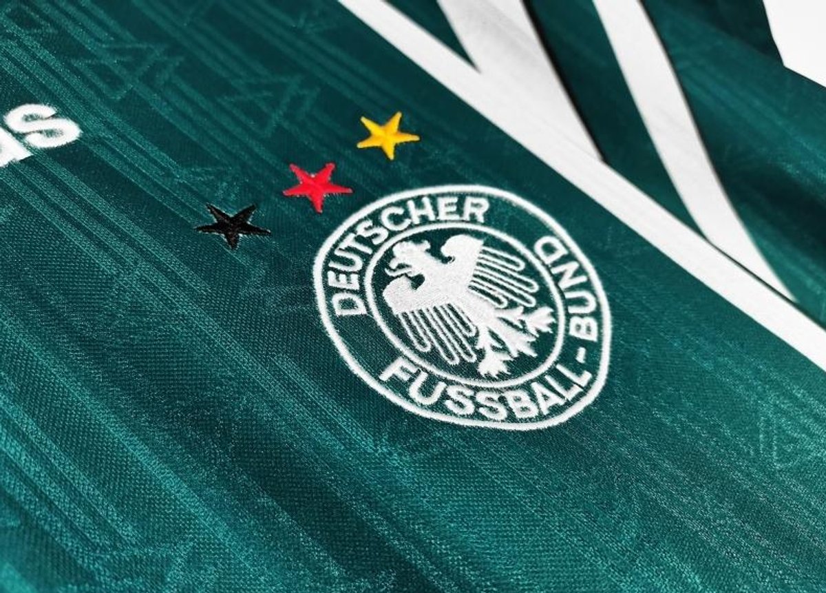 Alemania 1996 Away - 4