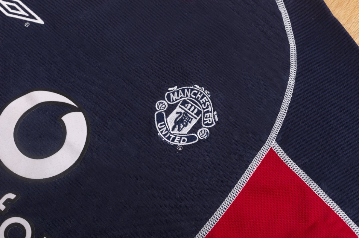 Manchester United 2000/2001 Third - 5