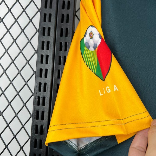 Sporting Lisboa 2002/2003 Away