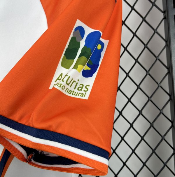 Real Oviedo 2000/2001 Away